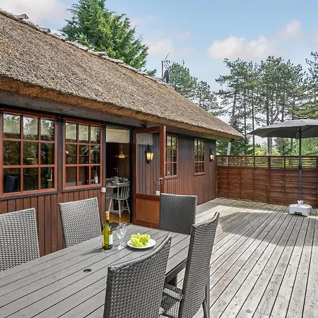 Pet Friendly In With Kitchen Holiday home Vig